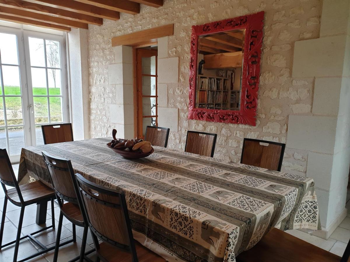 La Tour Du Raygnier Bed & Breakfast Verneuil-le-Chateau Exterior photo